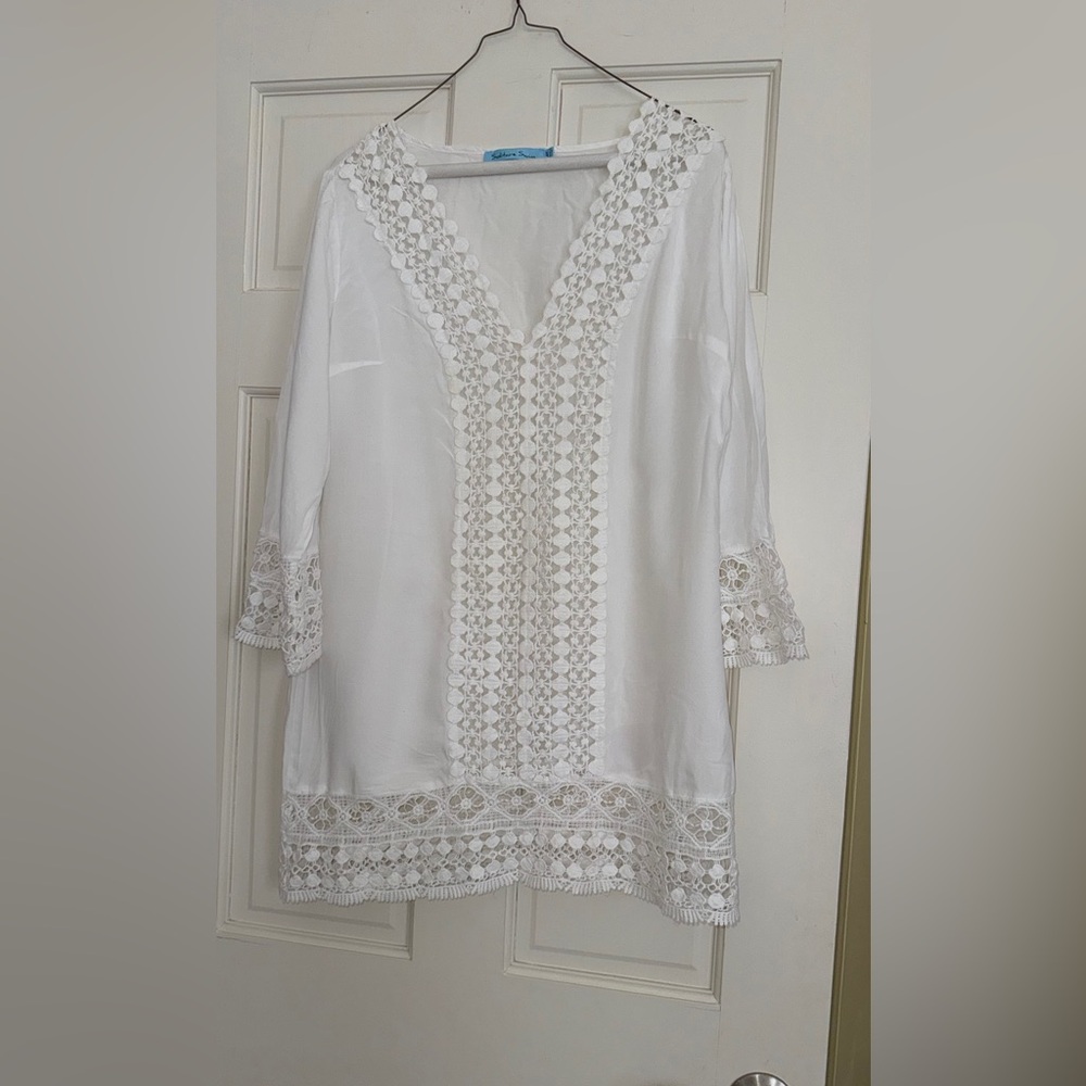 Solitaire Swim White swim coverup size medium